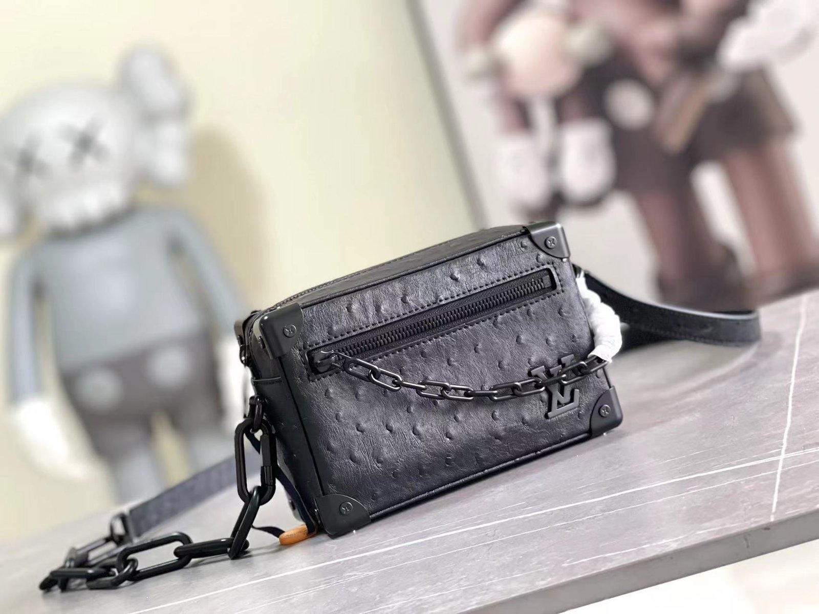 حقيبة Louis Vuitton Mini Soft Trunk - الصورة 2