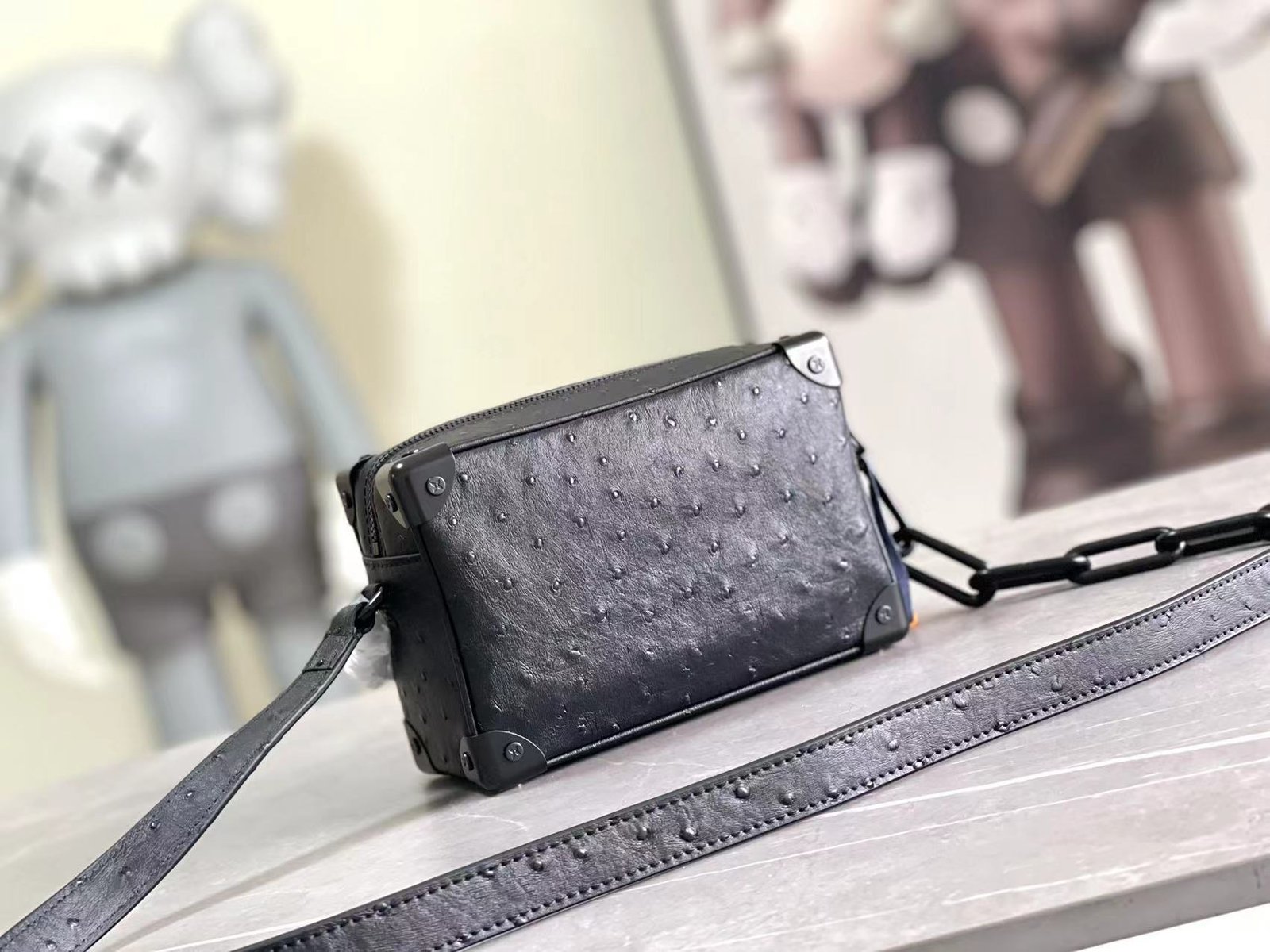 حقيبة Louis Vuitton Mini Soft Trunk - الصورة 6