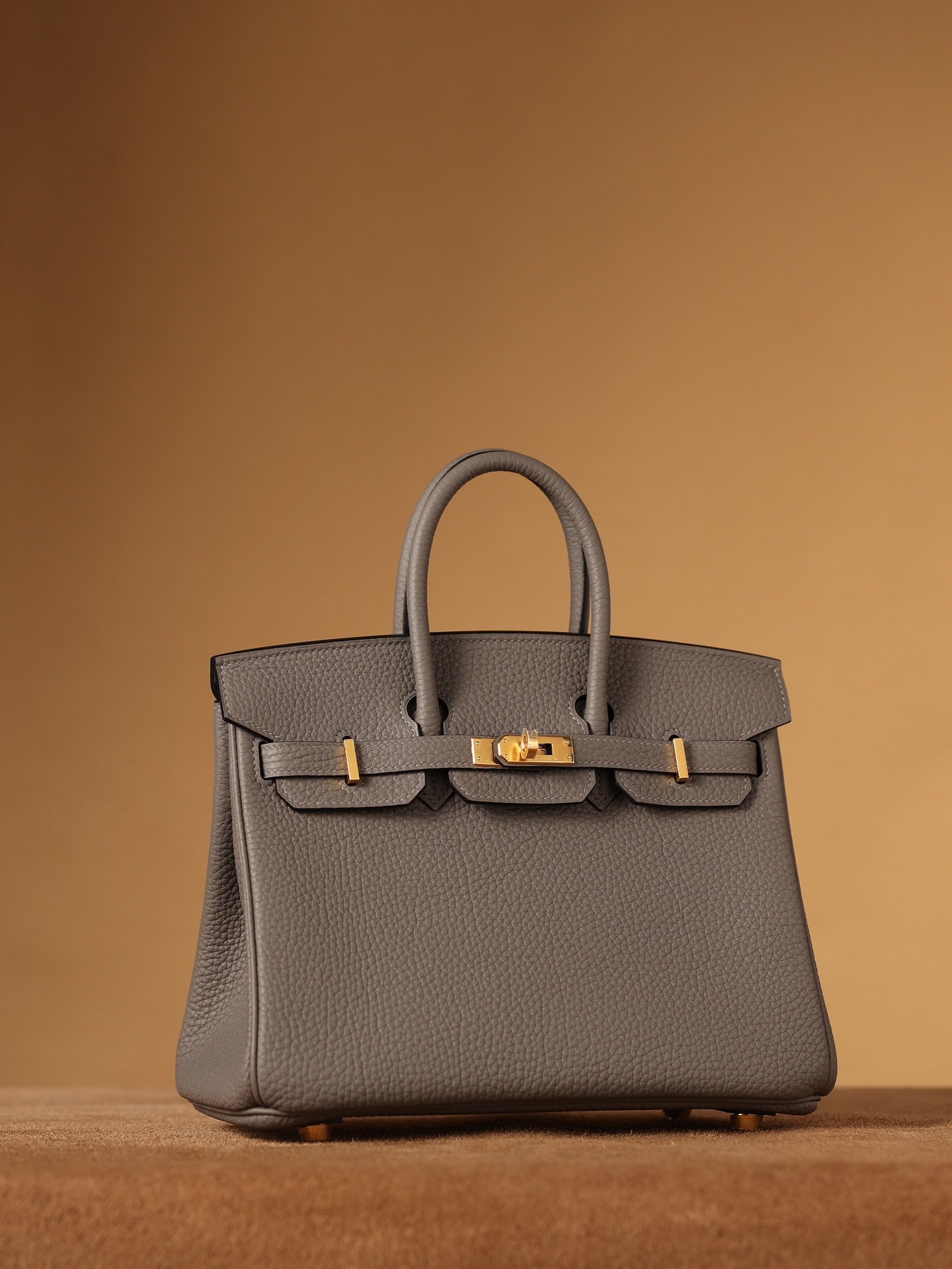 حقيبة Hermès Birkin 25