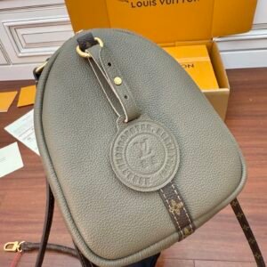 حقيبة Louis Vuitton Ever More